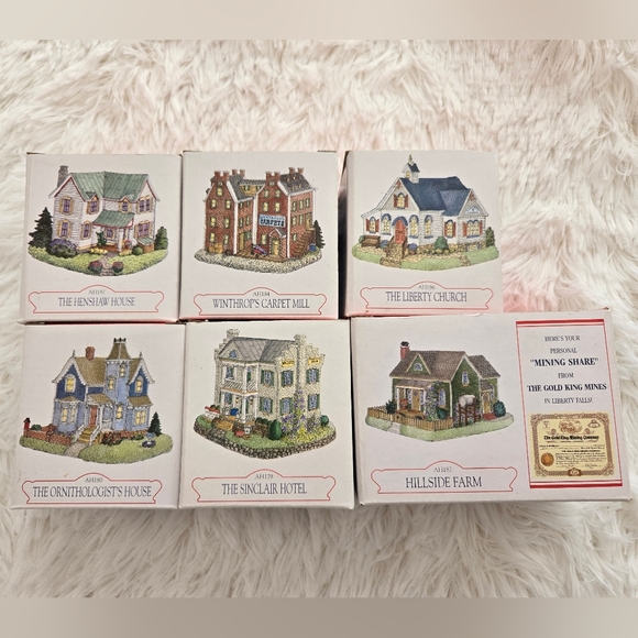 Liberty Falls Other - Vintage Estate Liberty Falls Americana Lot of 6 Miniatures Houses, Church, Hotel